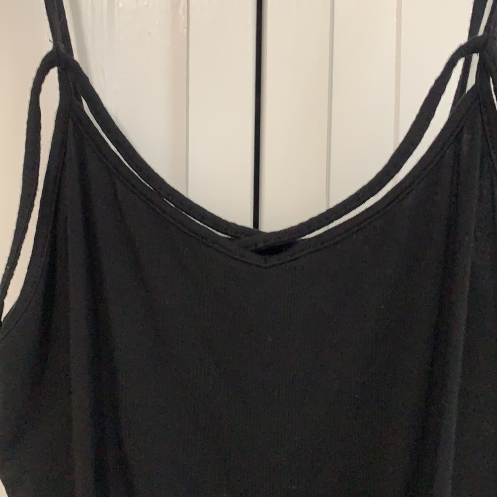 AE Cropped Tank - Picture 2 of 3